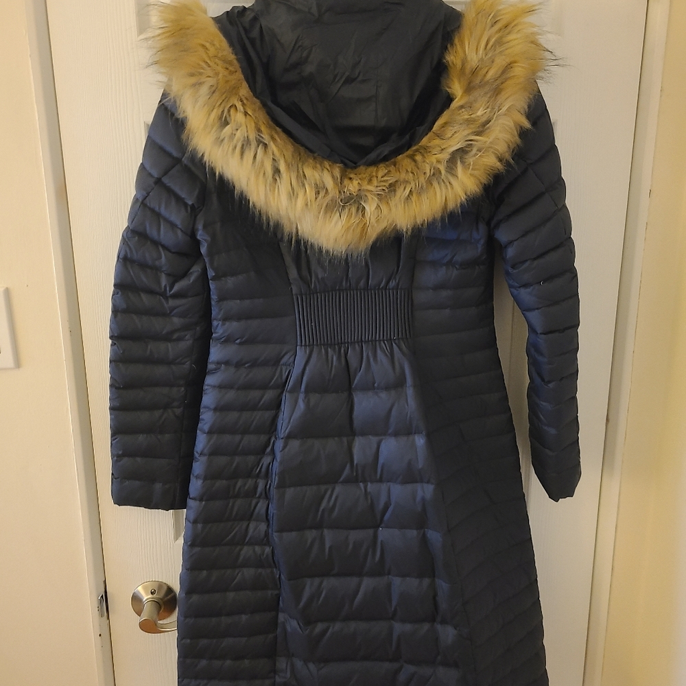 Kate Spade Puffer Coat - Picture 6 of 8
